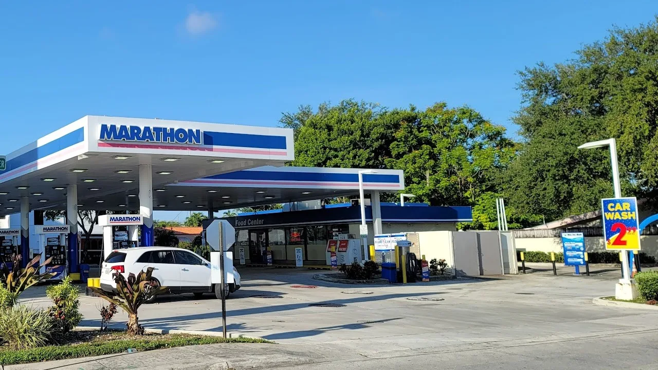 Sunshine 123 forecourt on NW 37th Ave